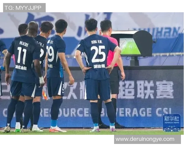 明天助攻卡迪斯破门三镇在津门虎面前取得2-0领先优势
